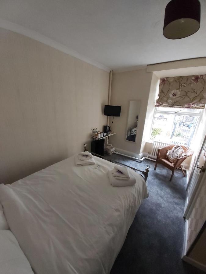 Isallt Guesthouse 블레노페스티니오그 외부 사진