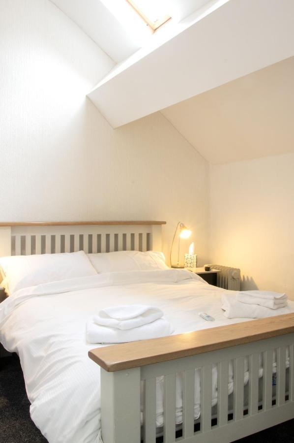Isallt Guesthouse 블레노페스티니오그 외부 사진
