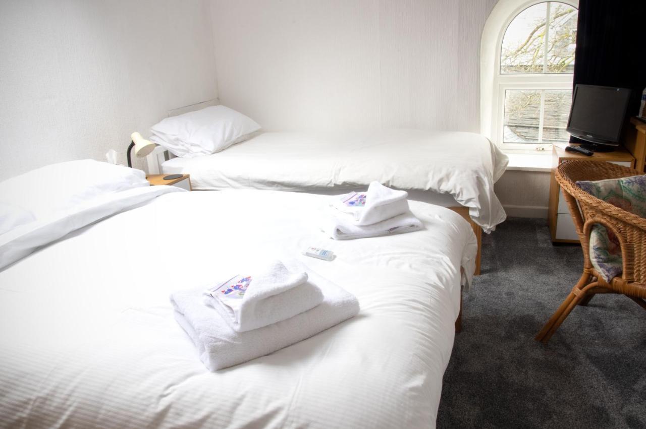 Isallt Guesthouse 블레노페스티니오그 외부 사진